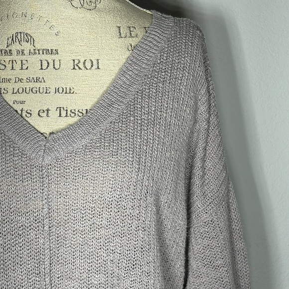 Pink Rose V-Neck Sweater - Picture 2 of 4